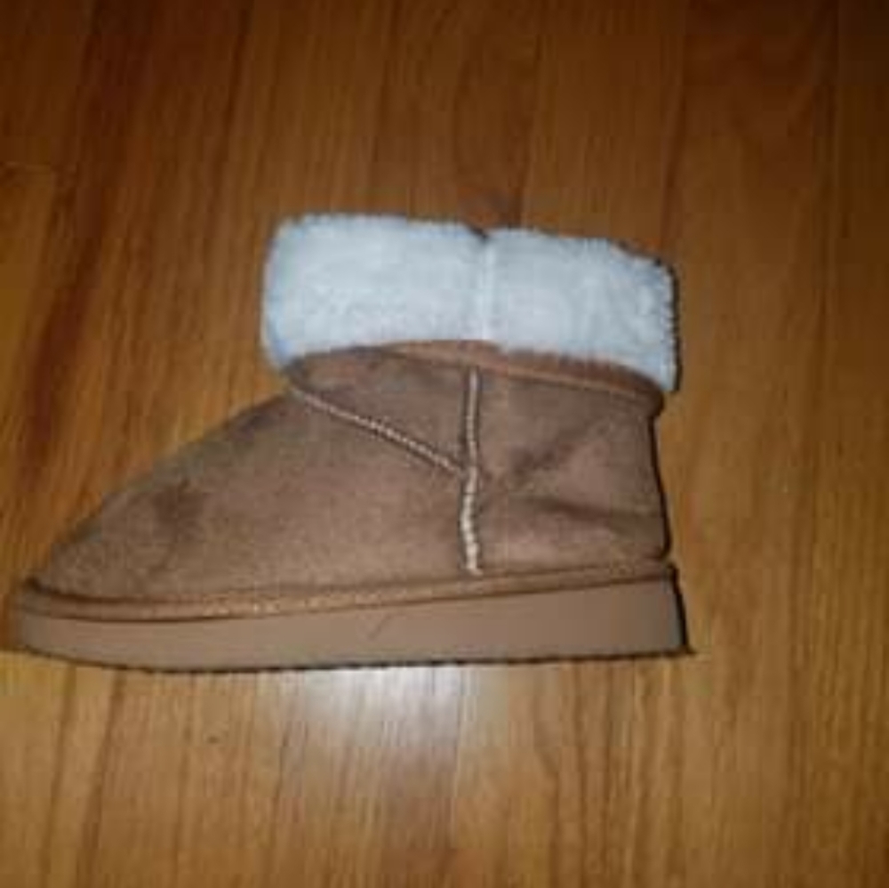 Toddler boots